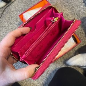 TORI BURCH WALLET/ WRISTLET